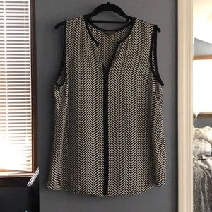 Vince Camuto Chevron printed blouse